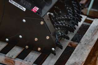 EXCAVATOR MILLING BUCKET - Schweitzer Farms and Sales