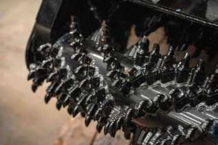 EXCAVATOR MILLING BUCKET - Schweitzer Farms and Sales