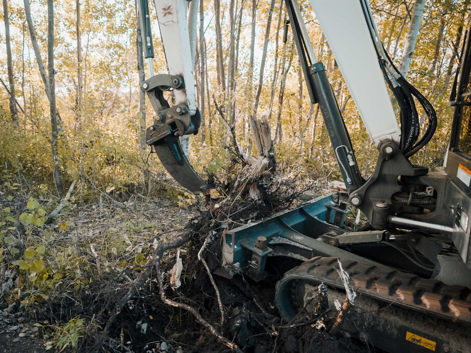 EXCAVATOR RIPPER - Schweitzer Farms and Sales