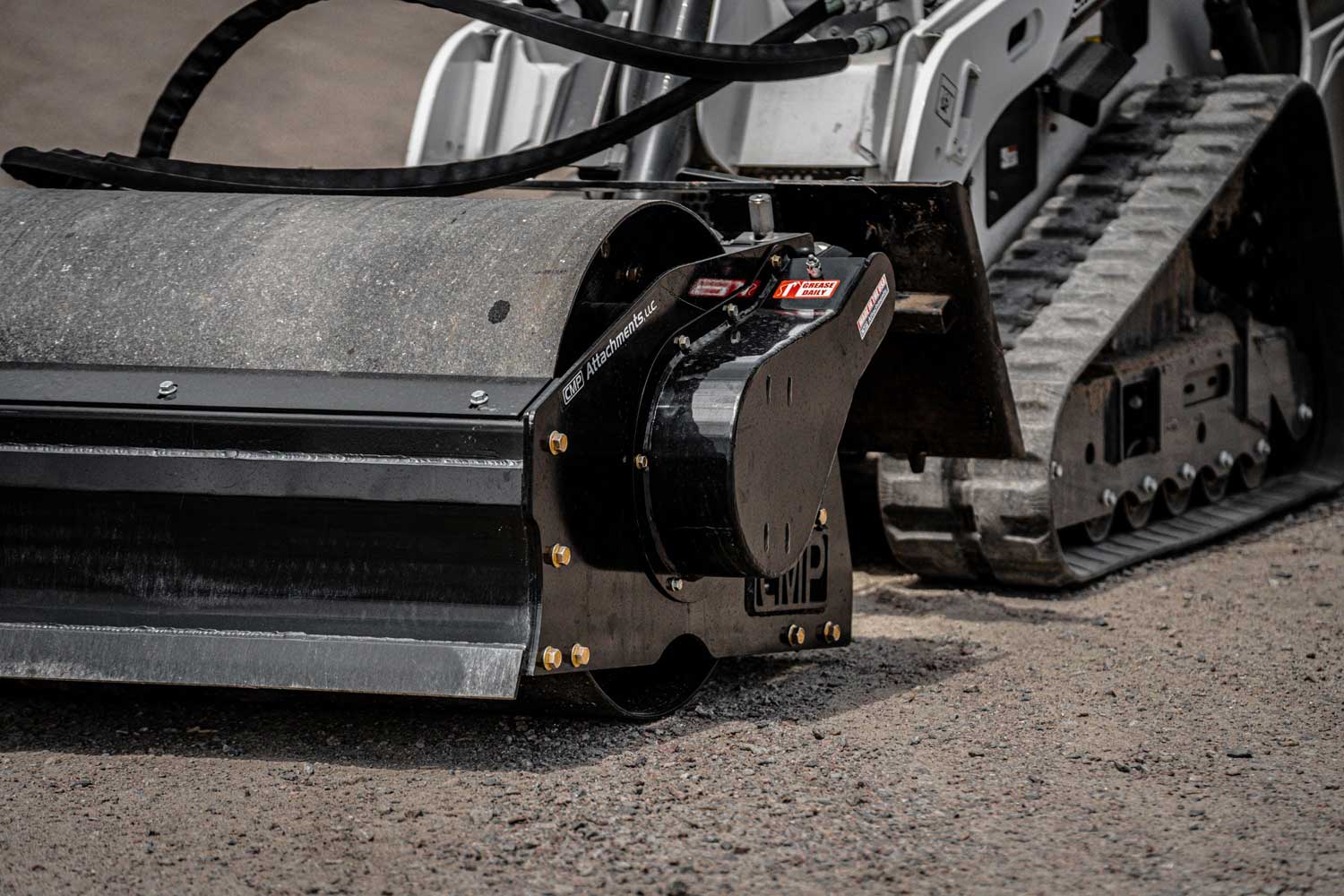 MINI VIBRATORY ROLLER PACKER