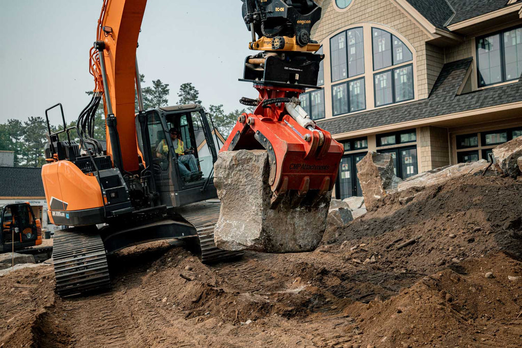 EXCAVATOR NON-ROTATE HYDRA GRAPPLE - Schweitzer Farms and Sales