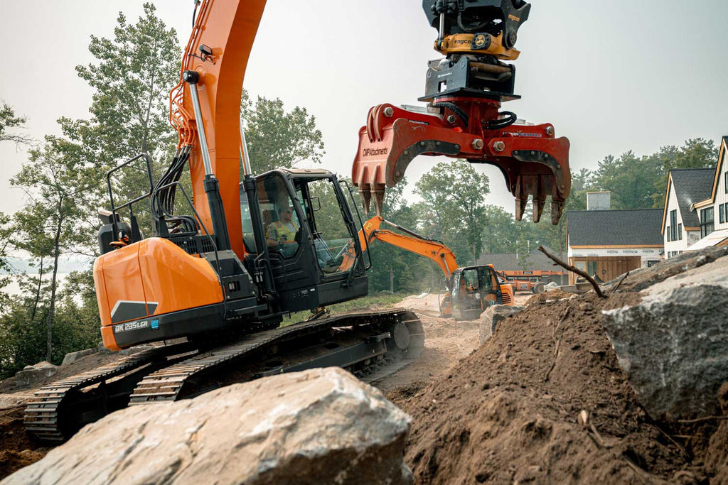 EXCAVATOR NON-ROTATE HYDRA GRAPPLE - Schweitzer Farms and Sales