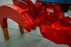 EXCAVATOR BYPASS HYDRA GRAPPLE - Schweitzer Farms and Sales