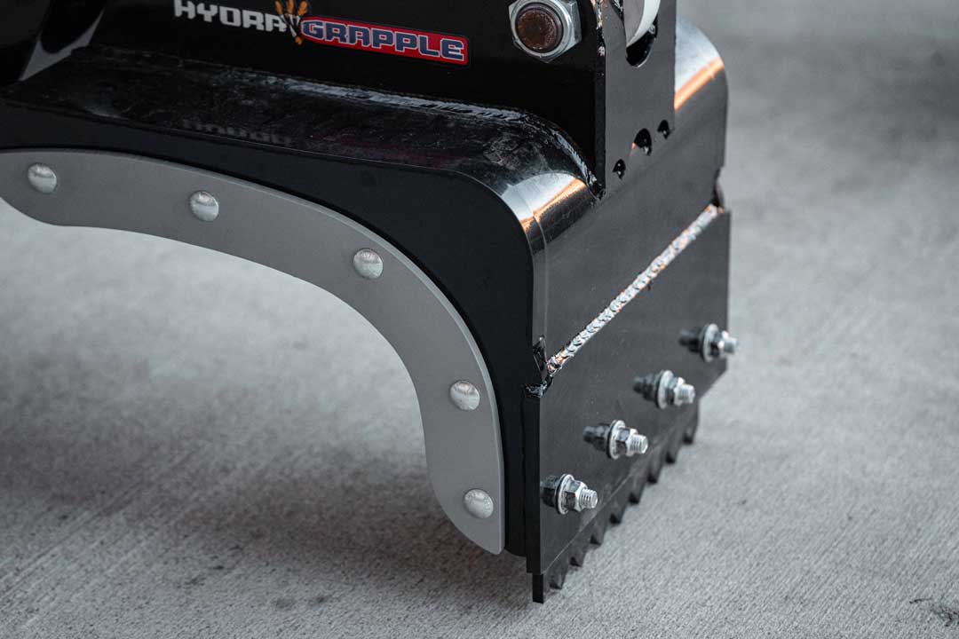 EXCAVATOR NON-ROTATE HYDRA GRAPPLE - Schweitzer Farms and Sales