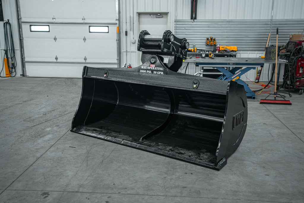 EXCAVATOR TILT BUCKET - Schweitzer Farms and Sales