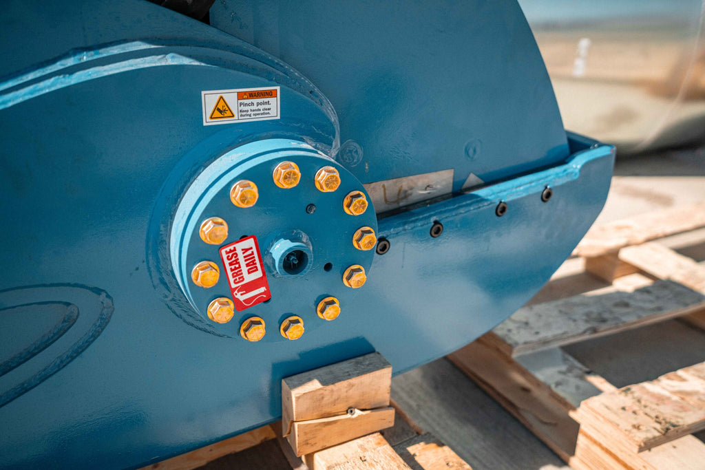 EXCAVATOR METAL SHEAR - Schweitzer Farms and Sales