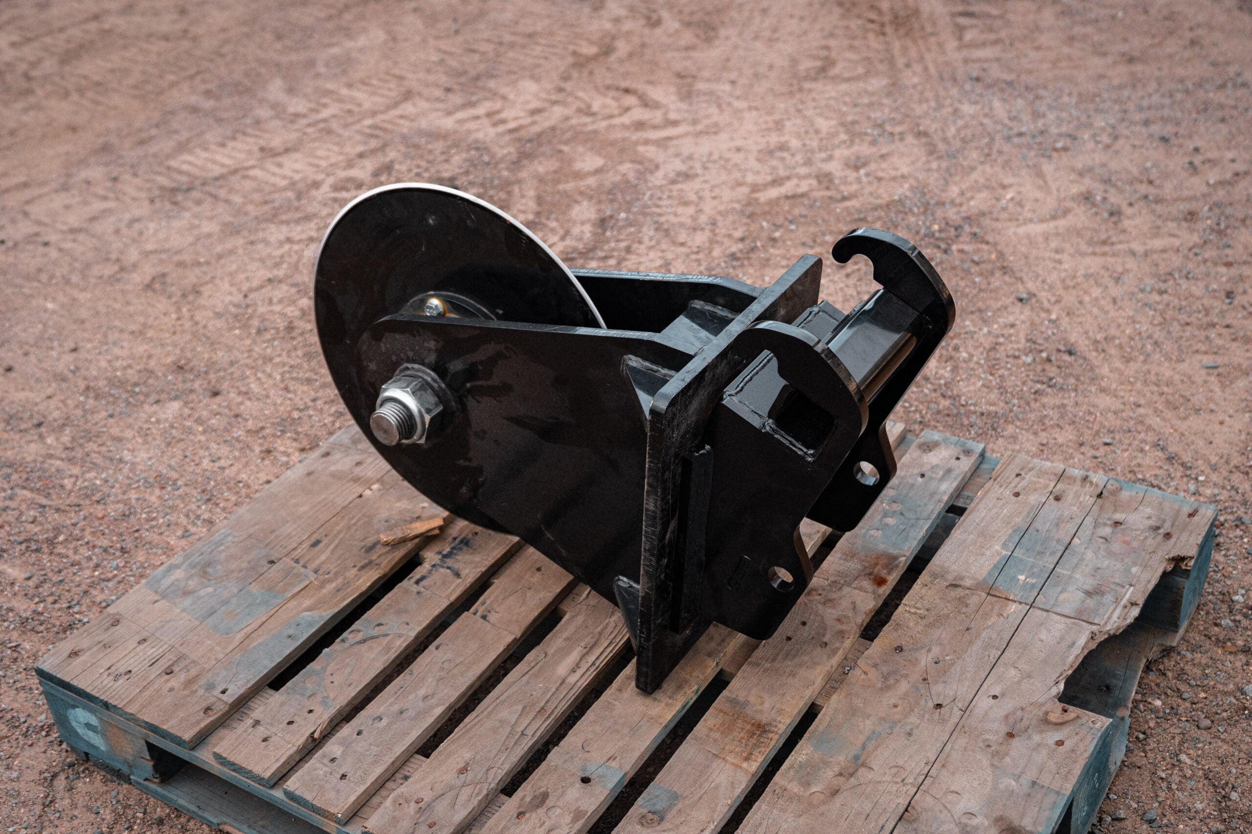 EXCAVATOR ASPHALT CUTTER - Schweitzer Farms and Sales