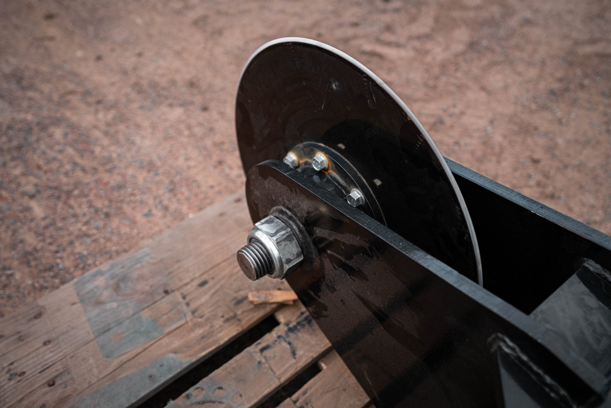 EXCAVATOR ASPHALT CUTTER - Schweitzer Farms and Sales