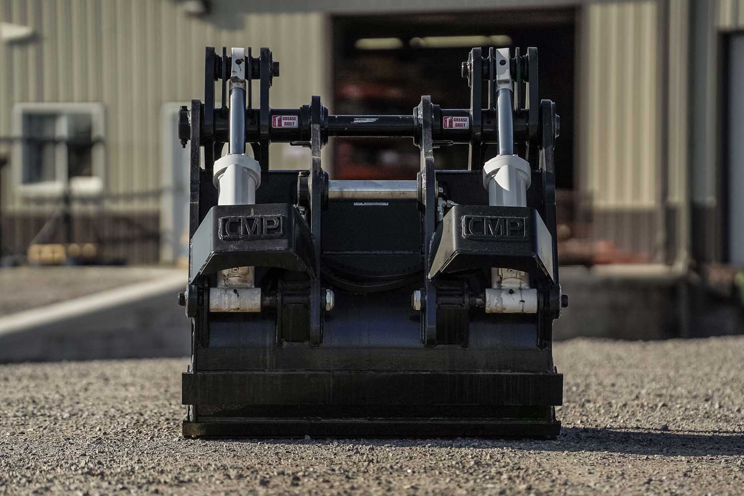 EXCAVATOR GRAPPLE BUCKET - Schweitzer Farms and Sales