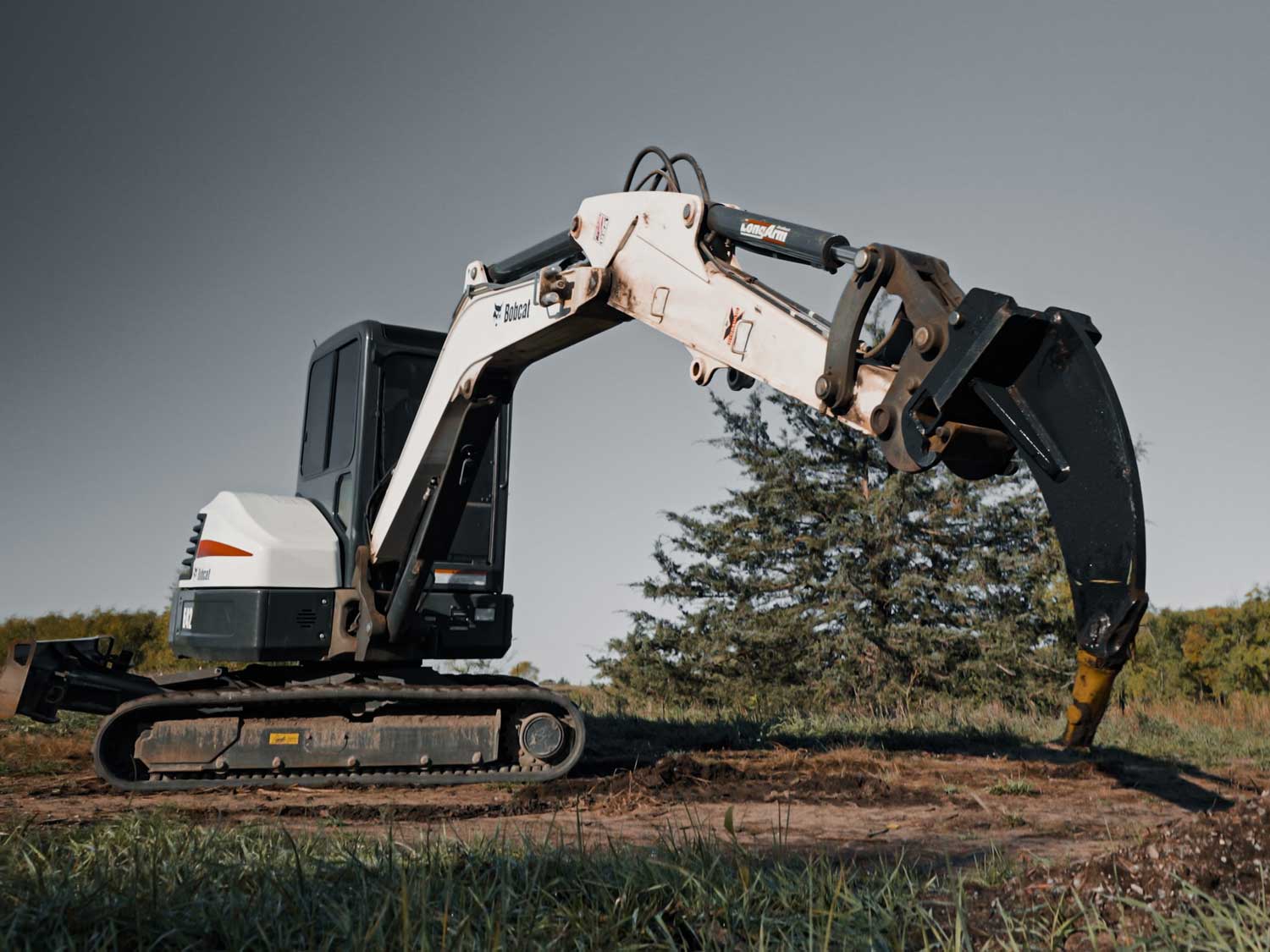 EXCAVATOR RIPPER - Schweitzer Farms and Sales